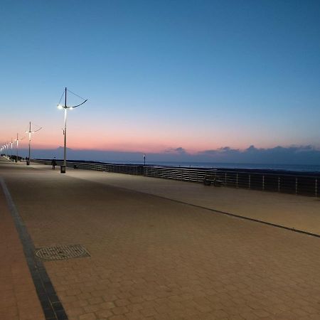 Zilverzand Aan Zee - Frontaal Zeezicht Koksijde Eksteriør bilde